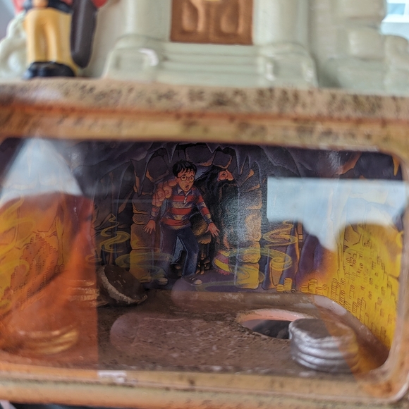 Harry Potter Gringotts Piggy Bank 2000 - Picture 2 of 3
